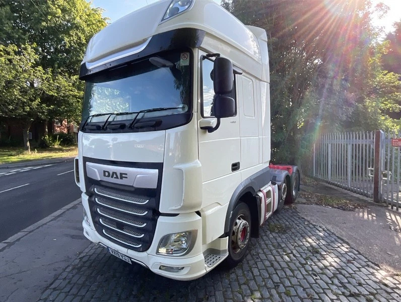 BPI Auctions - 2019 DAF XF 480 Super Space Tractor Units Auction - Auction Image 1