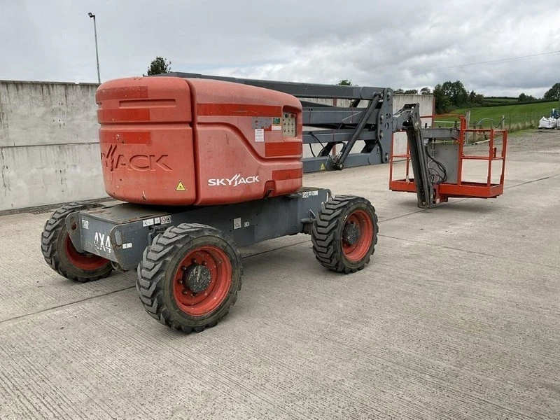 Mid Ulster Auctions Ltd - Machinery Auction to include Excavators, Dumpers, Boomlift, Scissor Lift, Forklift and Quad Bike - Auction Image 4