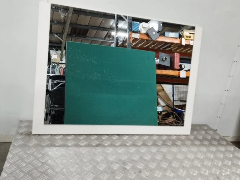 JPS Chartered Surveyors - Large Selection of Bathroom Mirrors at Auction - Auction Image 3