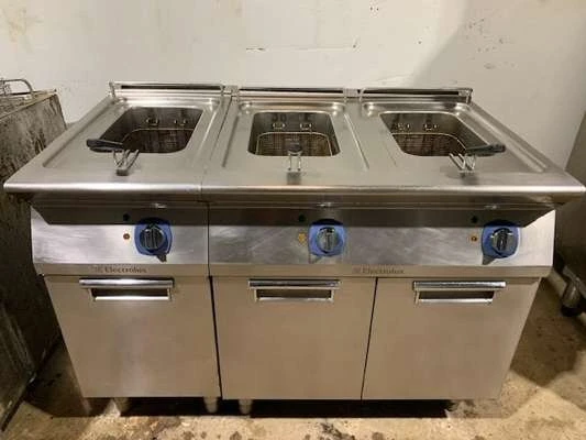 BPI Auctions - Commercial Catering Equipment Auction to include Fryers, Ovens, Dishwashers, Fridges & more - Auction Image 4