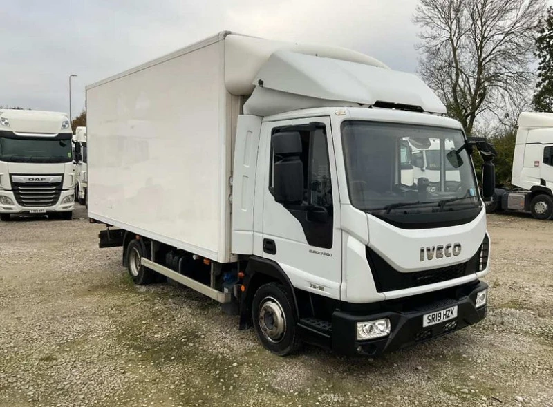 BPI Auctions - 2019 - 2017 Iveco Commercial Vehicles Auction - Auction Image 5