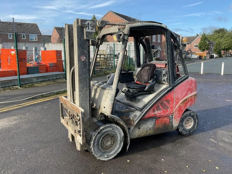 BPI Auctions - Forklift Trucks, Reach Trucks, Electric Pallet Trucks, Ride On & Pedestrian Scrubbers at Auction - Auction Image 2