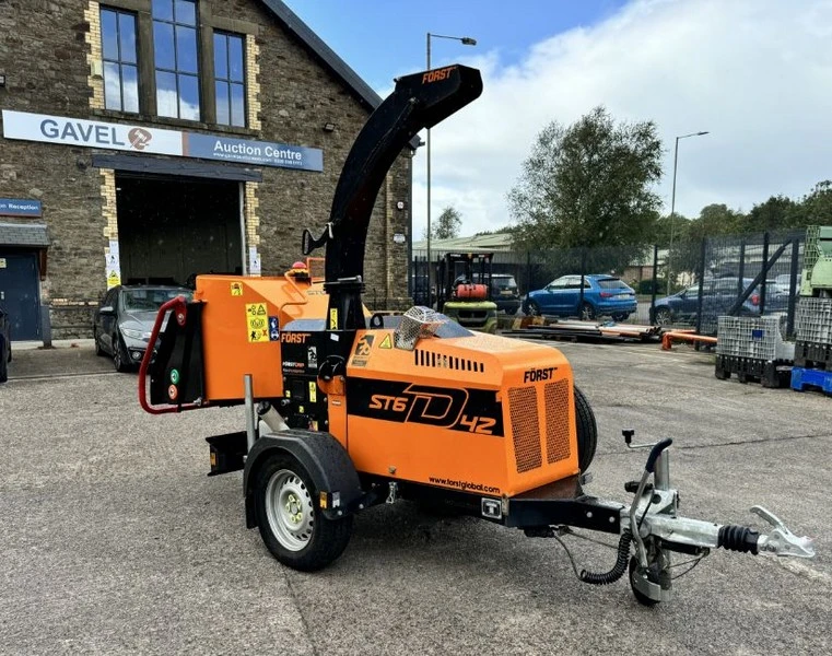 Gavel Auctioneers Ltd - 2023 Forst SD6D Wheeled Chipper Auction - Auction Image 1