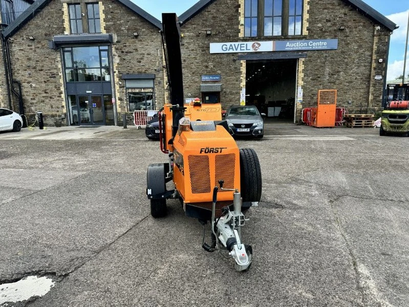 Gavel Auctioneers Ltd - 2023 Forst SD6D Wheeled Chipper Auction - Auction Image 2