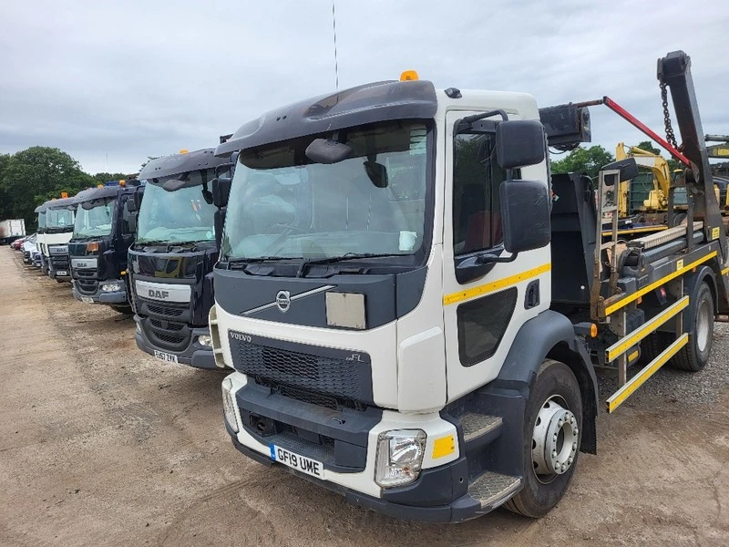 Malcolm Harrison Auctions Ltd - Plant & Agricultural Equipment, Truck and Trailer Auction - Auction Image 5