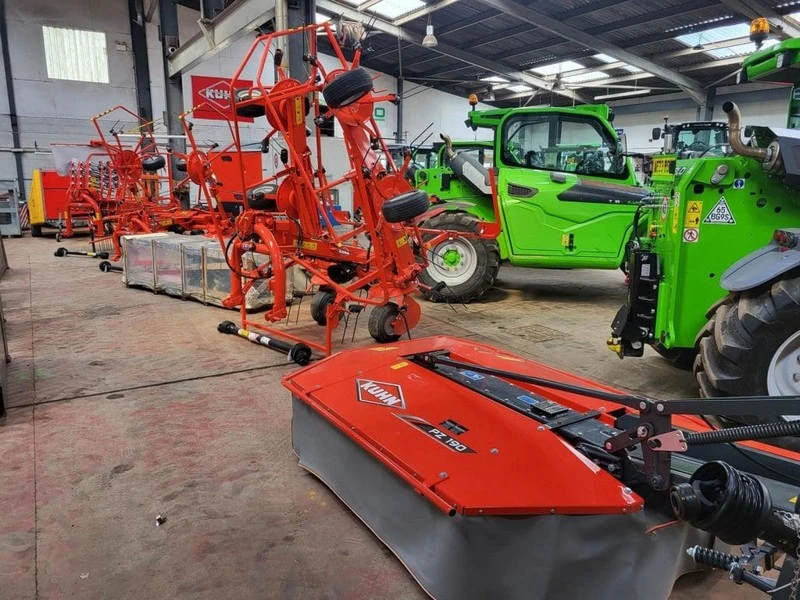 Hilco Global Europe - Major 2 Day Auction Of Farm Machinery, Retail Stock, Panel Vans, Garage Workshop Equipment, Parts Stock And Machine Parts - Auction Image 5