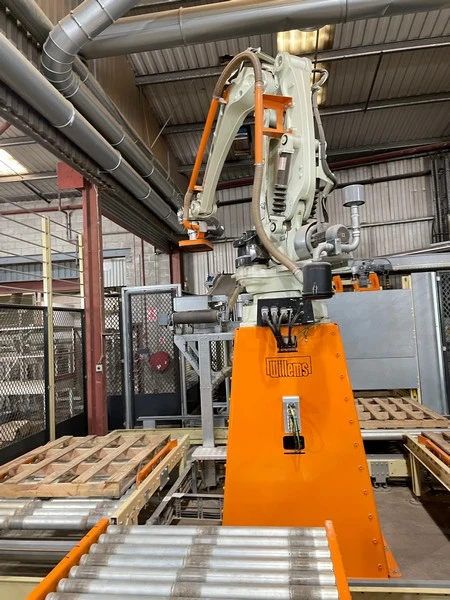 Sanderson Weatherall LLP - Excellent Modern Waste Wood Shredding, Baling & Packing Plant, Woodworking & Metalworking Machinery and Equipment Auction - Auction Image 4