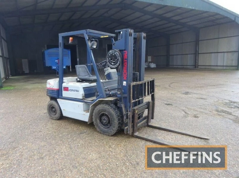 Cheffins - Agricultural Tractors, Combine Harvester, Telescopic Loader, Forklift, Implements & Machinery at Auction - Auction Image 6