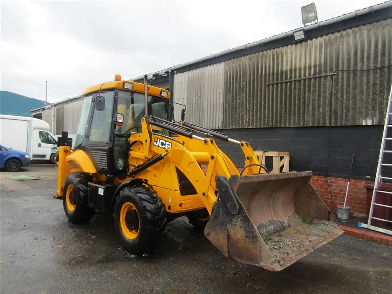 Burnley Auctioneers - Light Commercial, Cars, HGVs, Plant & Machinery & Tools Auction - Auction Image 7