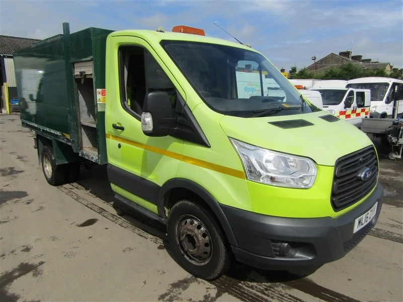 Burnley Auctioneers - Light Commercial, Cars, HGVs, Plant & Machinery & Tools Auction - Auction Image 7