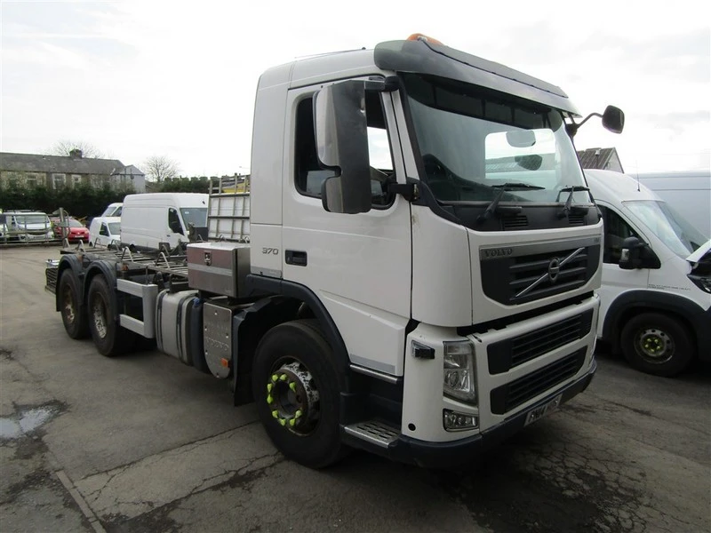 Burnley Auctioneers - Light Commercial, Cars, HGVs, Plant & Machinery & Tools Auction - Auction Image 5