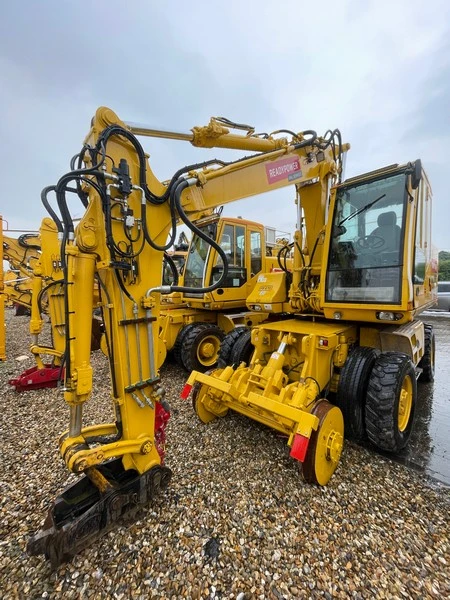 Sanderson Weatherall LLP - Leeds - Tracked / Wheeled Road Rail Contractors Plant & Equipment Auction - Auction Image 4