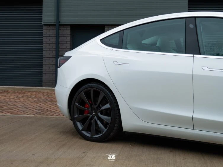 Gavel Auctioneers Ltd - 2020 Tesla Model 3 PERFORMANCE AWD at Auction - Auction Image 5