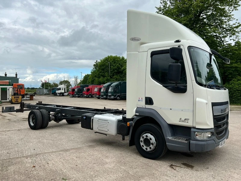 BPI Auctions - Commercial Vehicle Auction to include Vacuum Excavator, Luton Vans, Panel Vans, Box Vans, Dropside Lorry, Road Sweepers, Tractor Units, Trailers & more - Auction Image 3