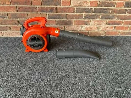 BPI Auctions - Garden Equipment Auction to include Husqvarna Chainsaws, Trimmers, Backpack Blowers & Blowers - Auction Image 5