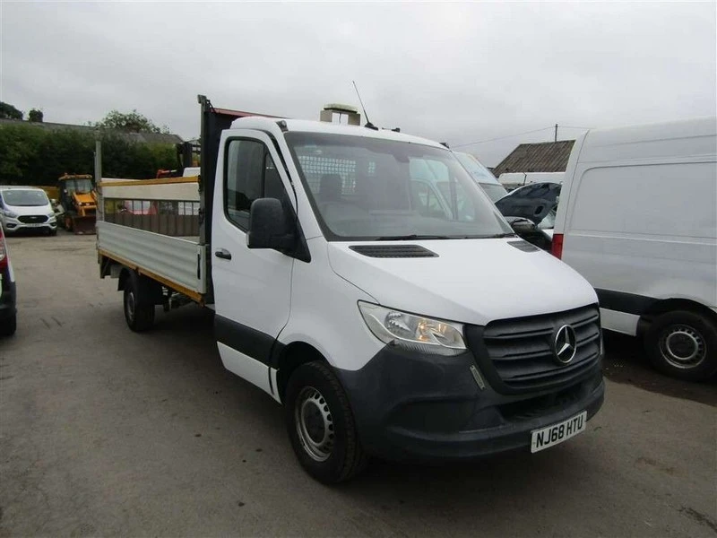 Burnley Auctioneers - Vehicles, HGVs, Construction Plant & Machinery at Auction - Auction Image 13