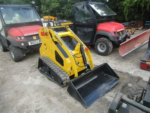 Burnley Auctioneers - Light Commercial, Cars, HGVs, Plant & Machinery & Tools Auction - Auction Image 17