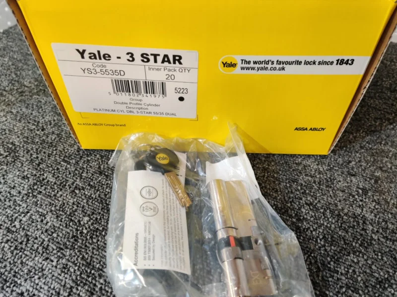BPI Auctions - ERA & Brand New Yale Hardware & Accessory Auction to include Single & Double Cylinders, Euro Turn Locks, Screw Pull Handles, Lever Handles & more - Auction Image 3