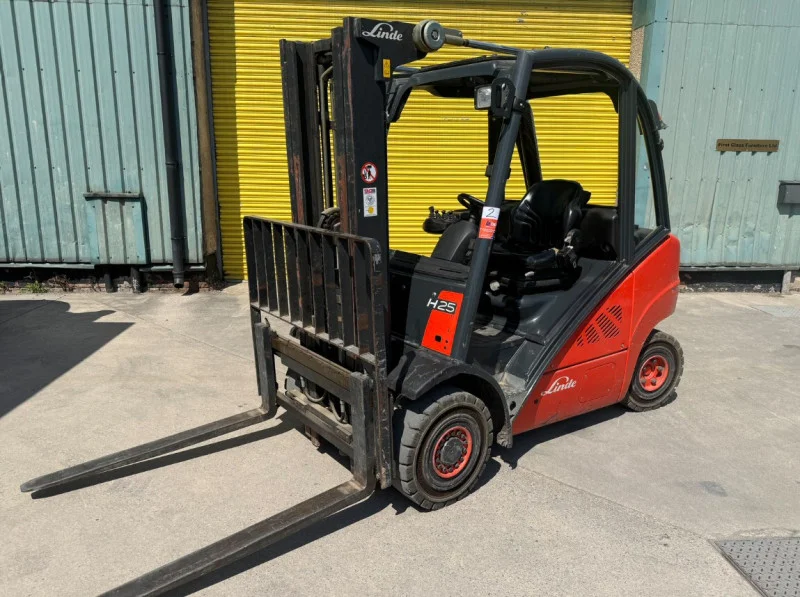 BPI Auctions - Furniture & Joinery Manufacturer Auction to include Machinery, Forklift Truck, Tooling & Tools, Timber & more - Auction Image 2