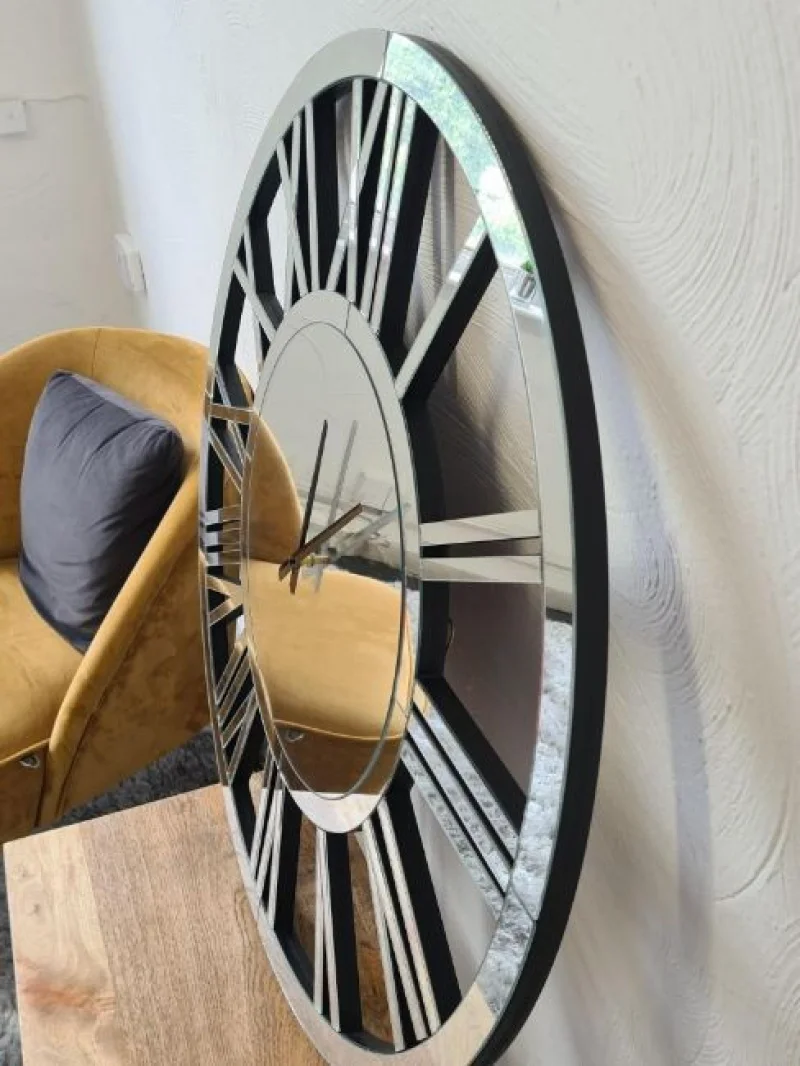 JPS Chartered Surveyors - One Lot Auction | Qty of Decorative Mirror Wall Clock - Auction Image 3