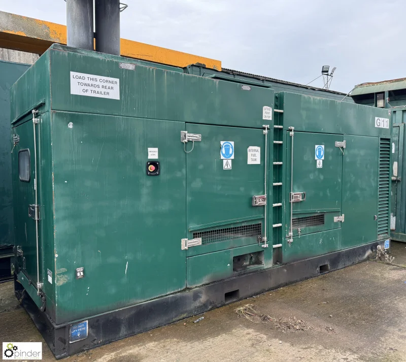 Pinder Asset Solutions Ltd - 15 Shipping Containers, Container Site Cabins, 11 Generators and Ingersoll Rand Compressors at Auction - Auction Image 4