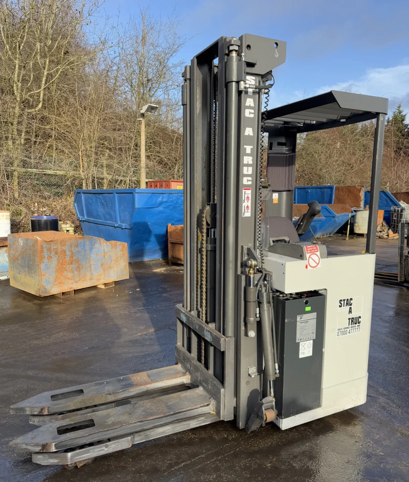 Pinder Asset Solutions Ltd - 9 Electric Forklift and Reach Trucks 1.5t to 5.5t, CAT TH82 Telehandler, Pallet Trucks, Tipping Skips, Bunded Drum Stores, Le Fort Shear all at Auction - Auction Image 2