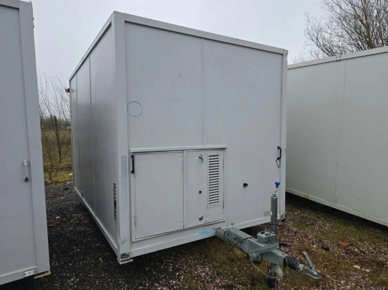 BPI Auctions - 2018 Vauxhall Movano F3500 CDTi Welfare Van & AJC Mobile Welfare Trailer Unit Auction - Auction Image 2