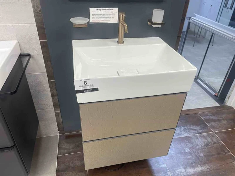 Sweeney Kincaid - Bathroom Retailers Showroom Stock - Online Auction - Auction Image 4
