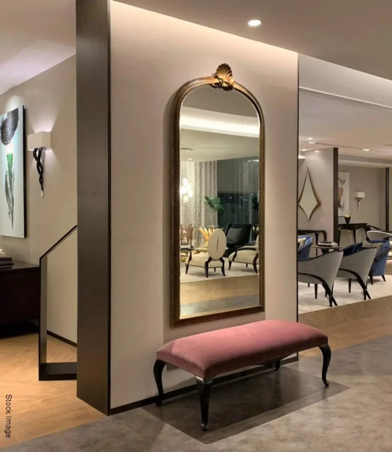 In2Corporate Ltd - Huge General Online Auction - Bespoke Fitted Kitchen, Luxury Homewares, Elaborate Festive Shop Display Fittings, IT & Computers, Designer Clothing, 5-Star Hotel Furniture, Gifts, Boxed Toys and More. 850+ Lots - Auction Image 2