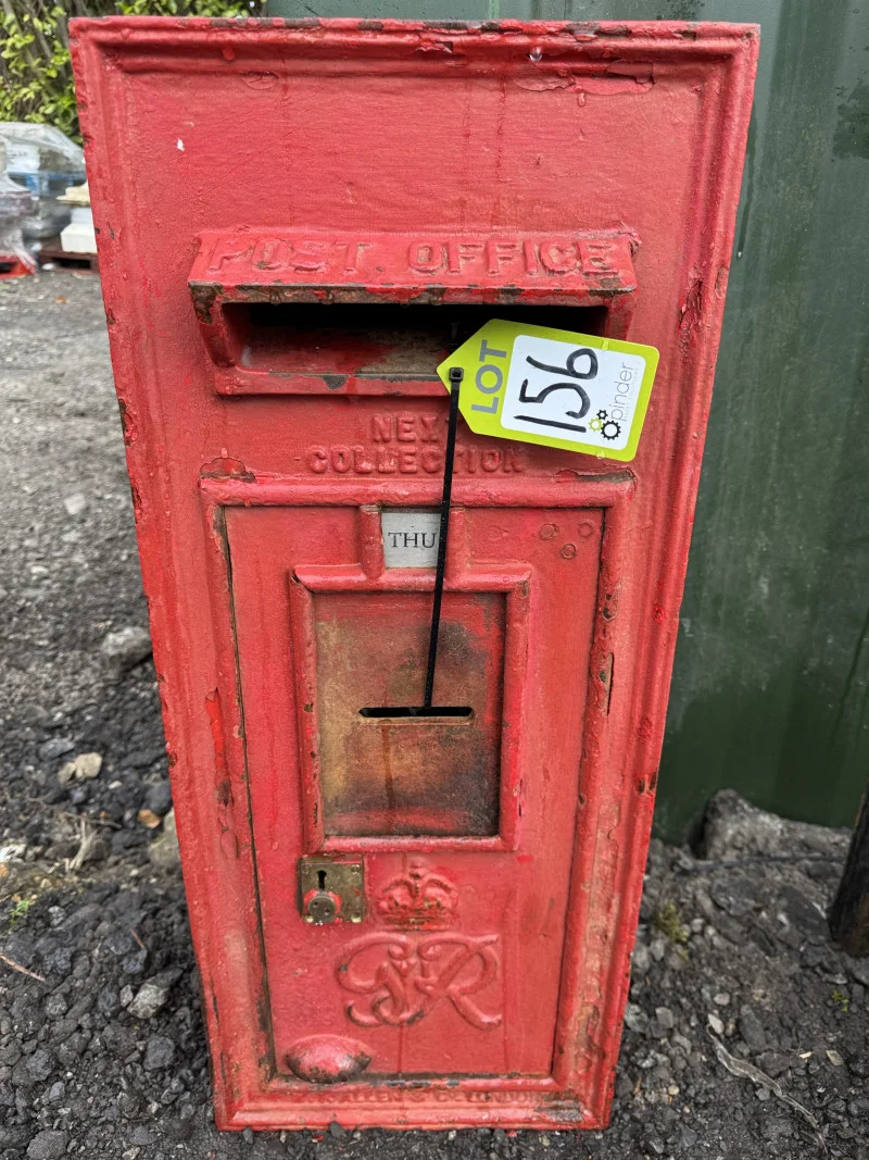 Pinder Asset Solutions Ltd - Architectural Antiques Auction including the Deceased Estate of an Avid Collector, together with Building and Garden Features and Reclaimed Materials - Auction Image 10
