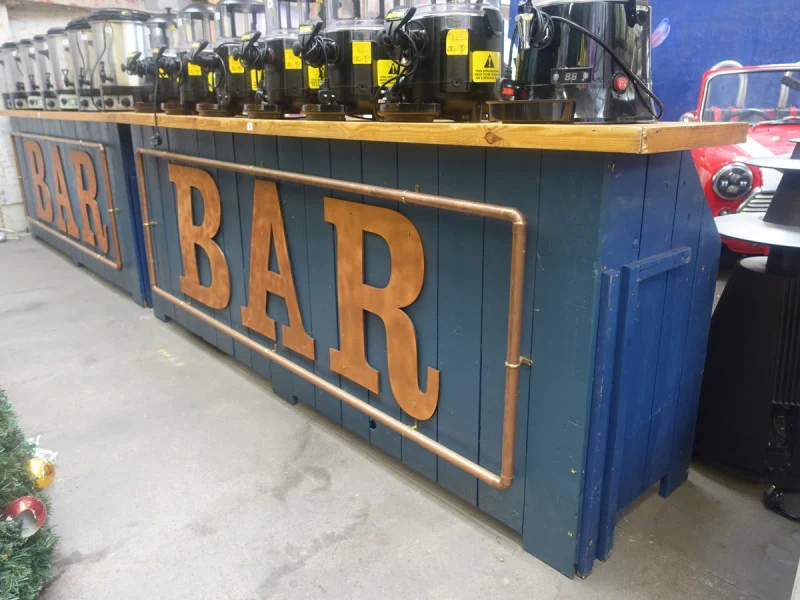 W & H Peacock - Ex Event Hire Kit, Display Props, Audio Visual Equipment and Vehicles - Auction Image 3