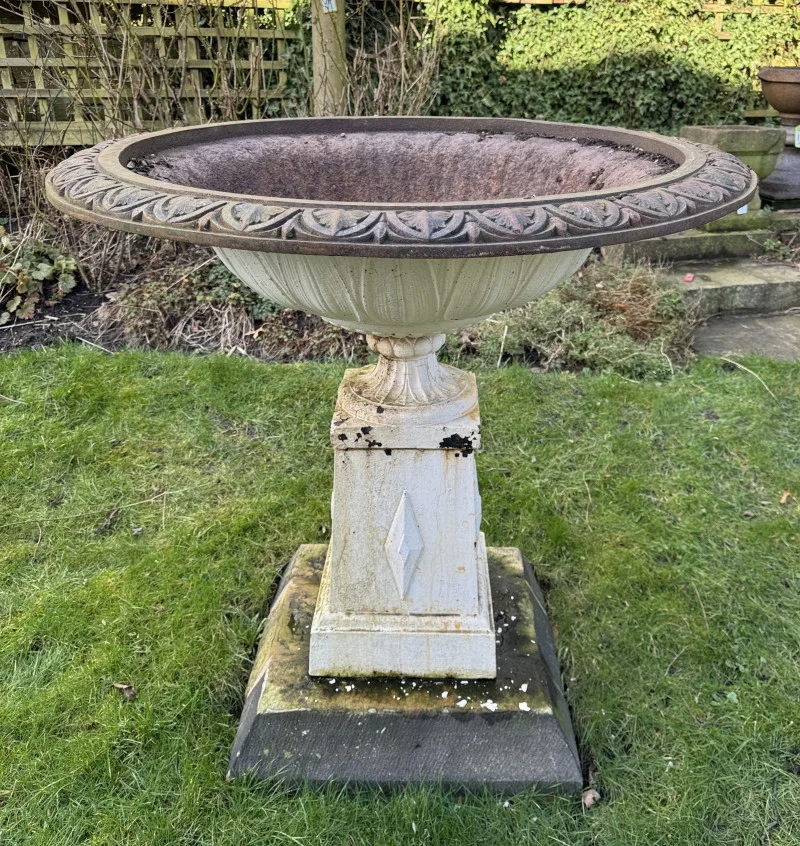 Pinder Asset Solutions Ltd - Architectural Antiques Auction including the Deceased Estate of an Avid Collector, together with Building and Garden Features and Reclaimed Materials - Auction Image 1