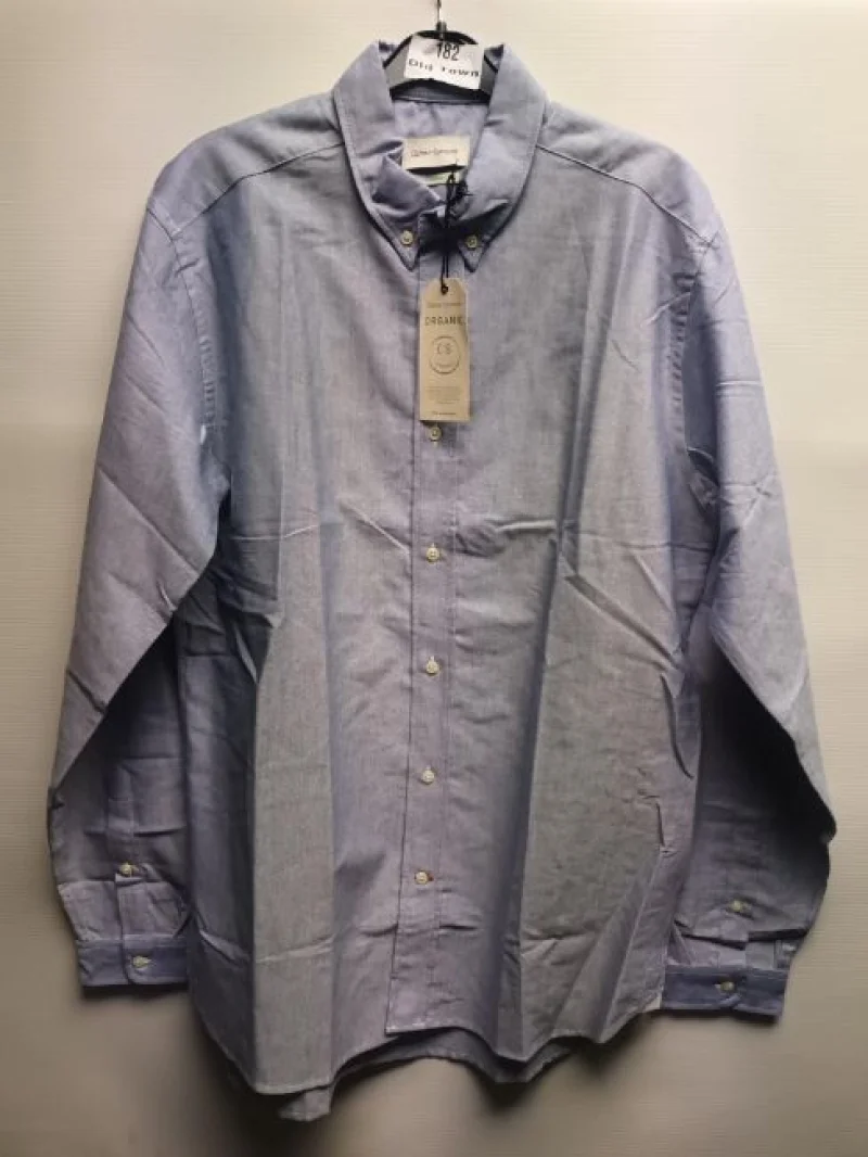 JPS Chartered Surveyors - Clothing, Footwear & Accessory Auction | Men's, Women's & Unisex | Brands Include: Merrell, Saucony, Berghaus & More - Auction Image 4