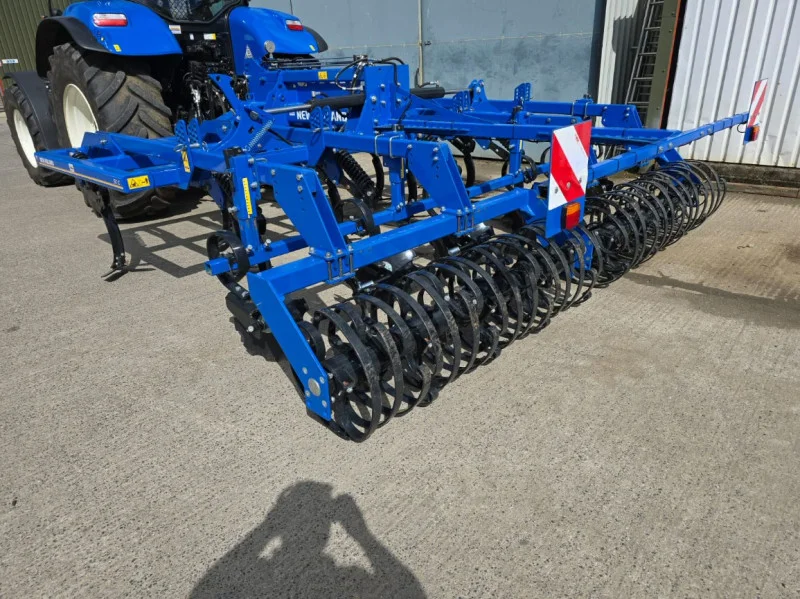 BPI Auctions - Agricultural Machinery Attachments at Auction on behalf of New Holland Dealership - Auction Image 2