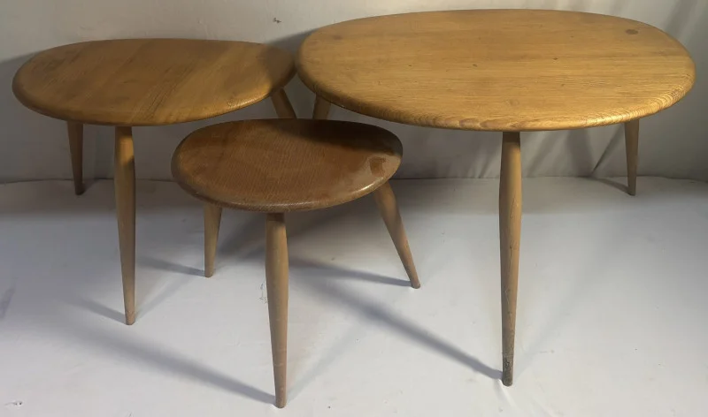 Pontypridd Auctions Ltd - General Online Auction – Vinyl Records, Furniture, Christmas Stock, 2018 Renault Megane and more - Auction Image 5