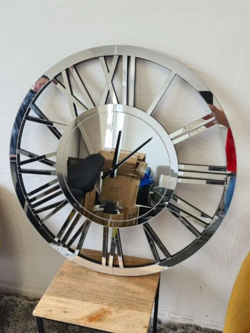 JPS Chartered Surveyors - One Lot Auction | Qty of Decorative Mirror Wall Clock - Auction Image 2