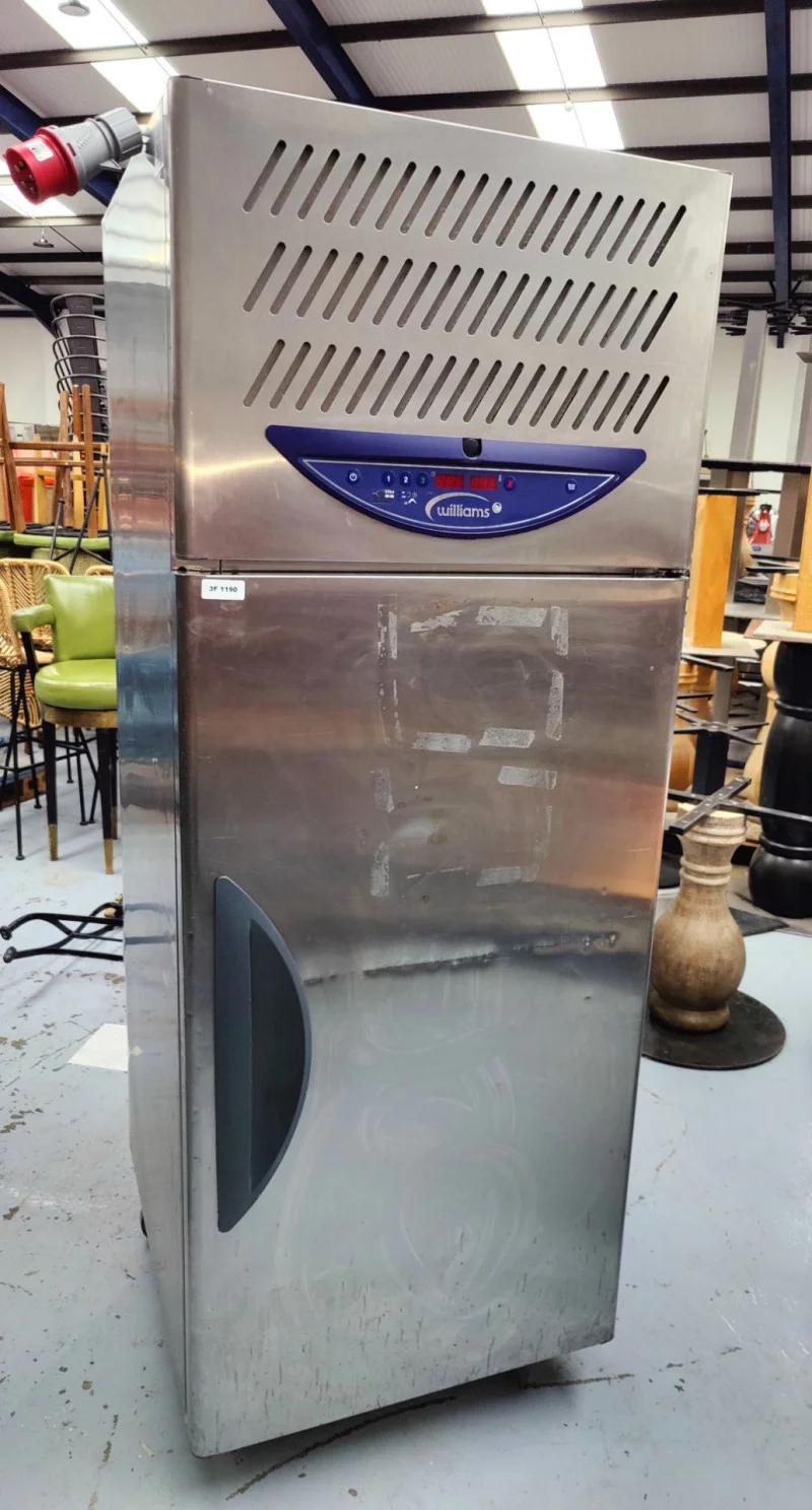 In2Corporate Ltd - Commercial Catering Auction Featuring Pizza Ovens, Coffee Machines, Kitchen Equipment, Tables, Chairs and More! - Auction Image 10