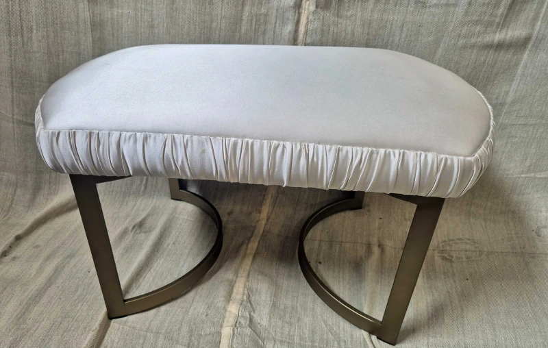 Wyles Hardy & Co - Designer Furniture, Soft Furnishings & Homewares Sale - Auction Image 15