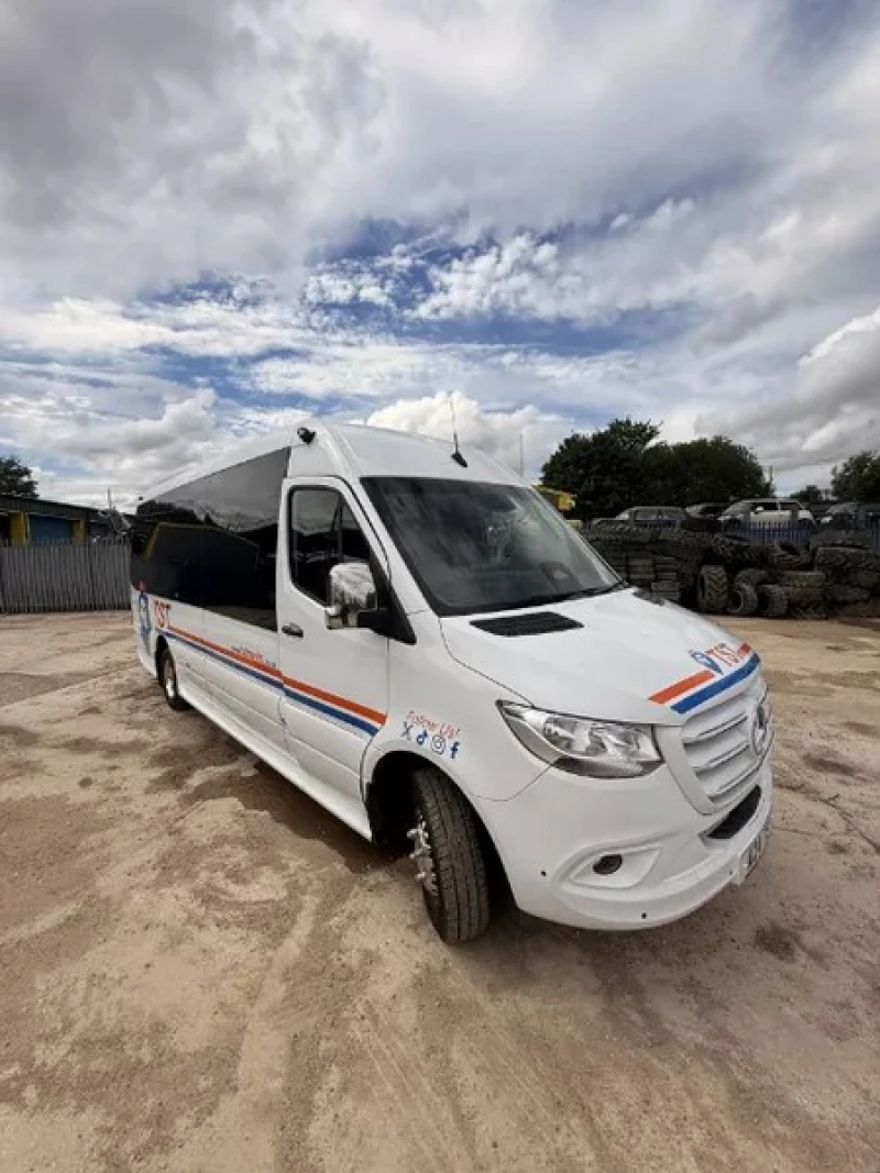 JPS Chartered Surveyors - MAN Coach & Mercedes-Benz Executive Minibus Auction - Auction Image 2