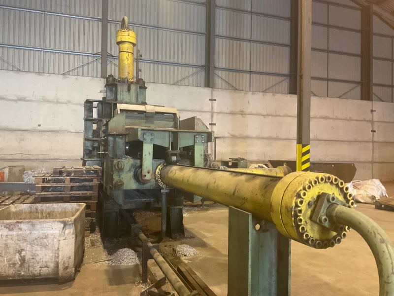BPI - Lindemann Satem 9 3-Ram Metal Baler Auction - Auction Image 4