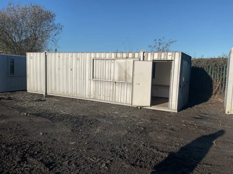 Wilsons Auctions - Dublin 22 - Cabins & Containers Auction - Auction Image 1