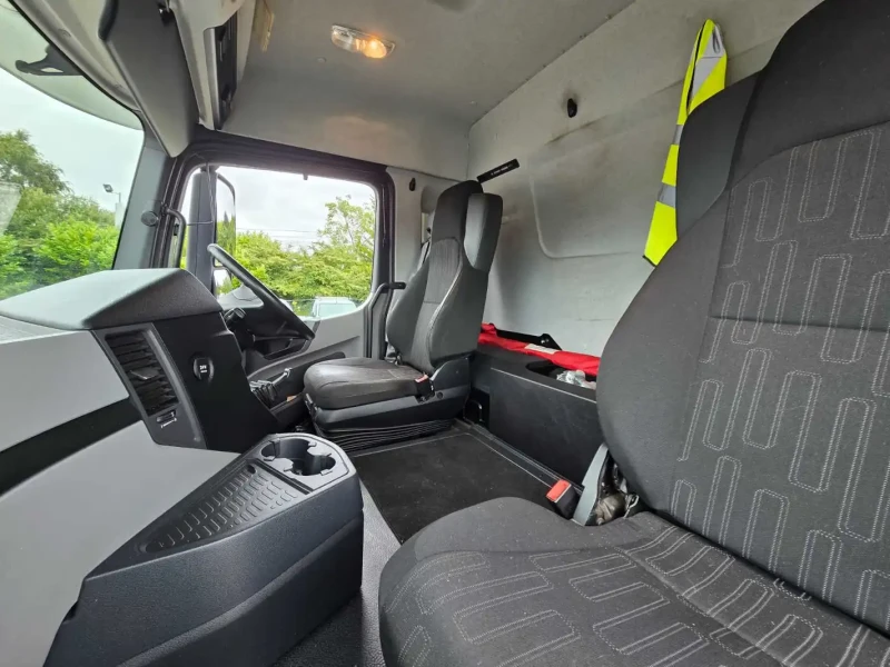 Wilsons Auctions - Glasgow - 2016 Mercedes Antos Vehicle Transporter at Auction - Auction Image 3