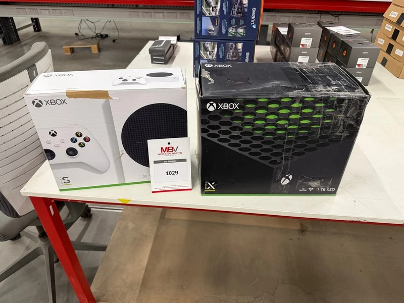 Middleton Barton Valuation - A & B Grade Ex-Retail Consumer Electronics, Gaming Products & Smart Home Technology at Auction - Auction Image 4