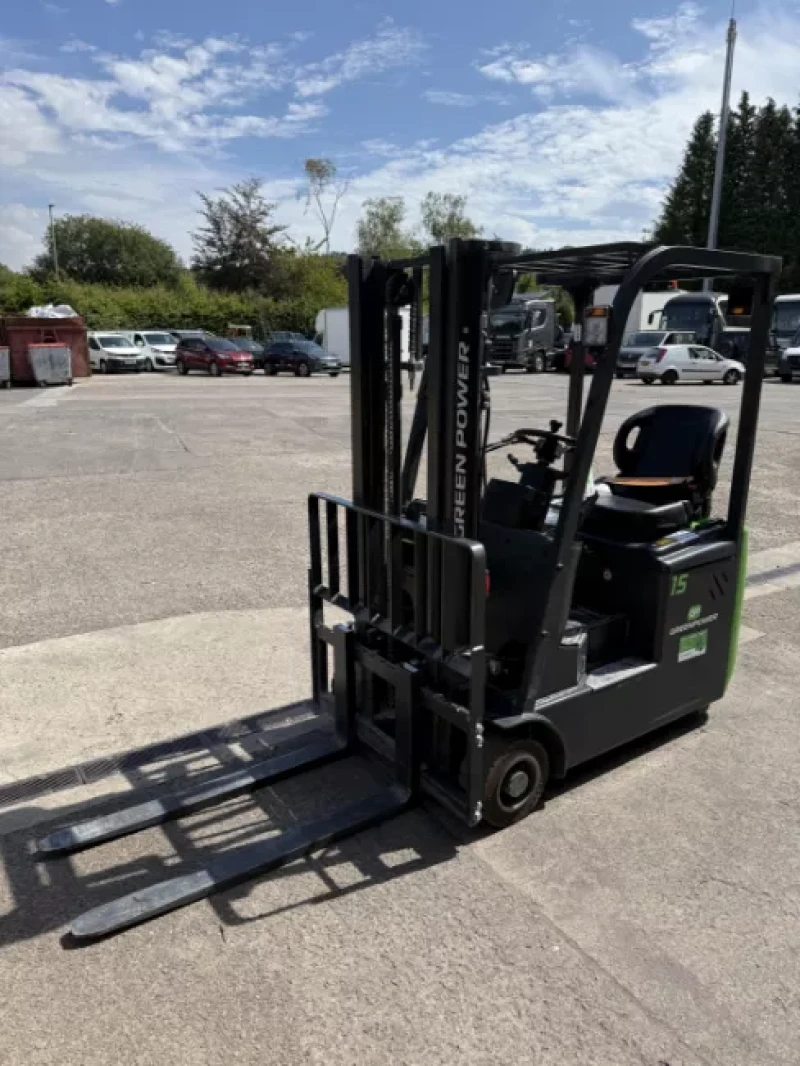 Gavel Auctioneers Ltd - Unreserved Online Auction - 2025 Greenpower Electric Forklift Truck & Greenpower Electric Stacker Truck at Auction - Auction Image 2