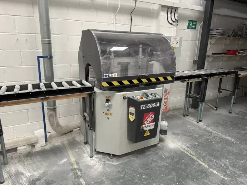 Gavel Auctioneers Ltd - Unreserved Online Auction - 2025 Tronzadoras TL 600 A Aluminium Saw & 2025 Dustraction Dust Extractor System at Auction - Auction Image 1
