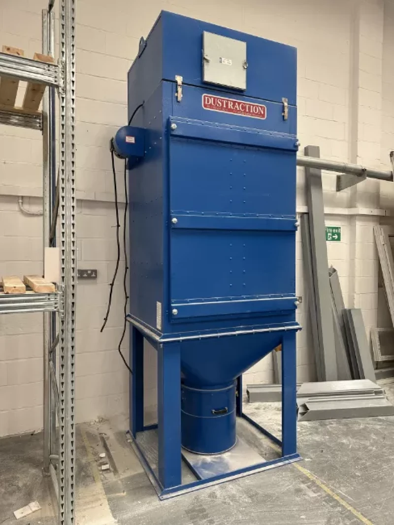 Gavel Auctioneers Ltd - Unreserved Online Auction - 2025 Tronzadoras TL 600 A Aluminium Saw & 2025 Dustraction Dust Extractor System at Auction - Auction Image 2
