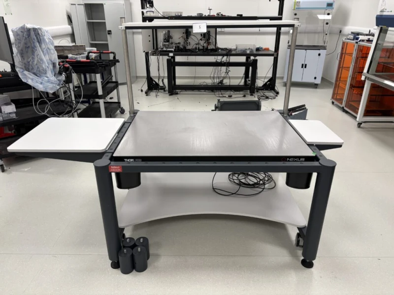 Hilco - Automotive Heads Up Display Research & Development Test Equipment Auction - Auction Image 3