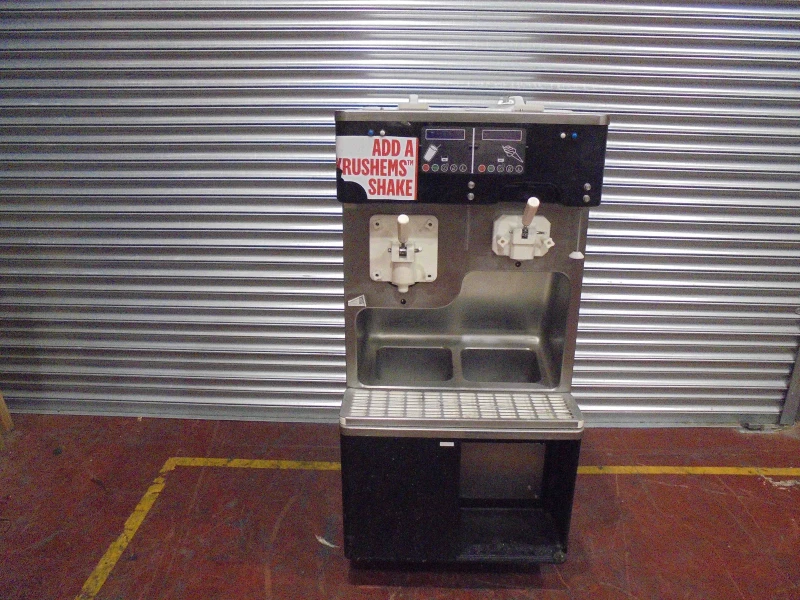BPI - Commercial Catering Equipment to include Double Deck Pizza Oven, Ice Cream Machines, Coffee Machines, Holding Cabinets, Pizza Making Equipment & more at Auction - Auction Image 1