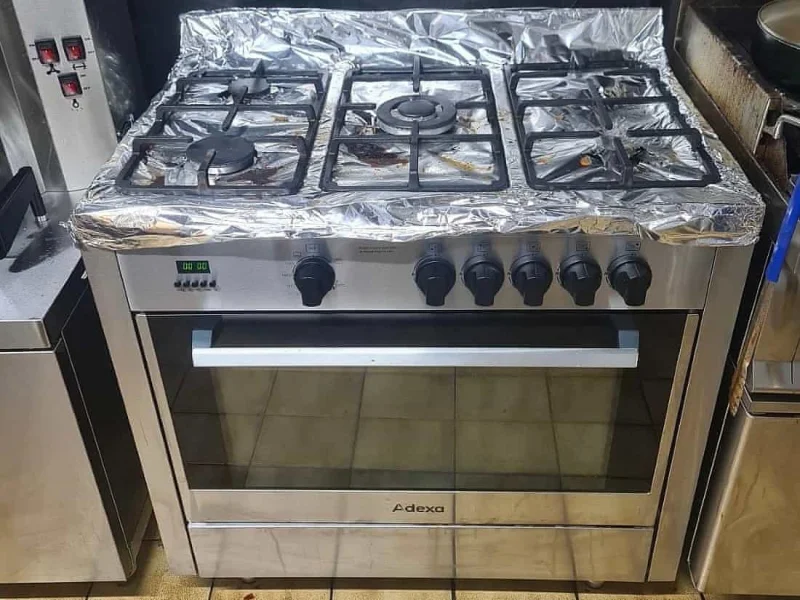 Sweeney Kincaid - Contents of Rotisserie Chicken Takeaway Shop at Auction - Auction Image 2