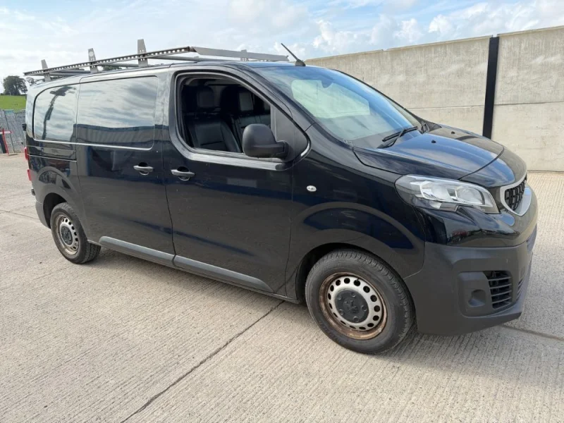 Mid Ulster Auctions Ltd - Vehicle Auction to include, Vans, Cars, HGVs, Trailers - Auction Image 2